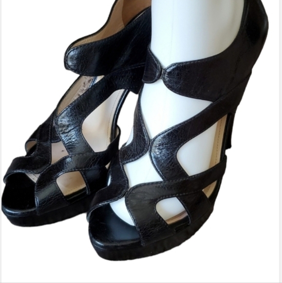 Prada back zip open shoes - Picture 14 of 15